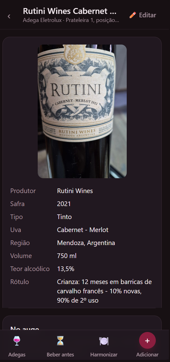 Tela do app mostrando a ficha da garrafa Rutini Wines Cabernet-Merlot 2021, com produtor, safra, tipo, uva, região, volume, teor alcoólico e a descrição do rótulo, todos preenchidos.